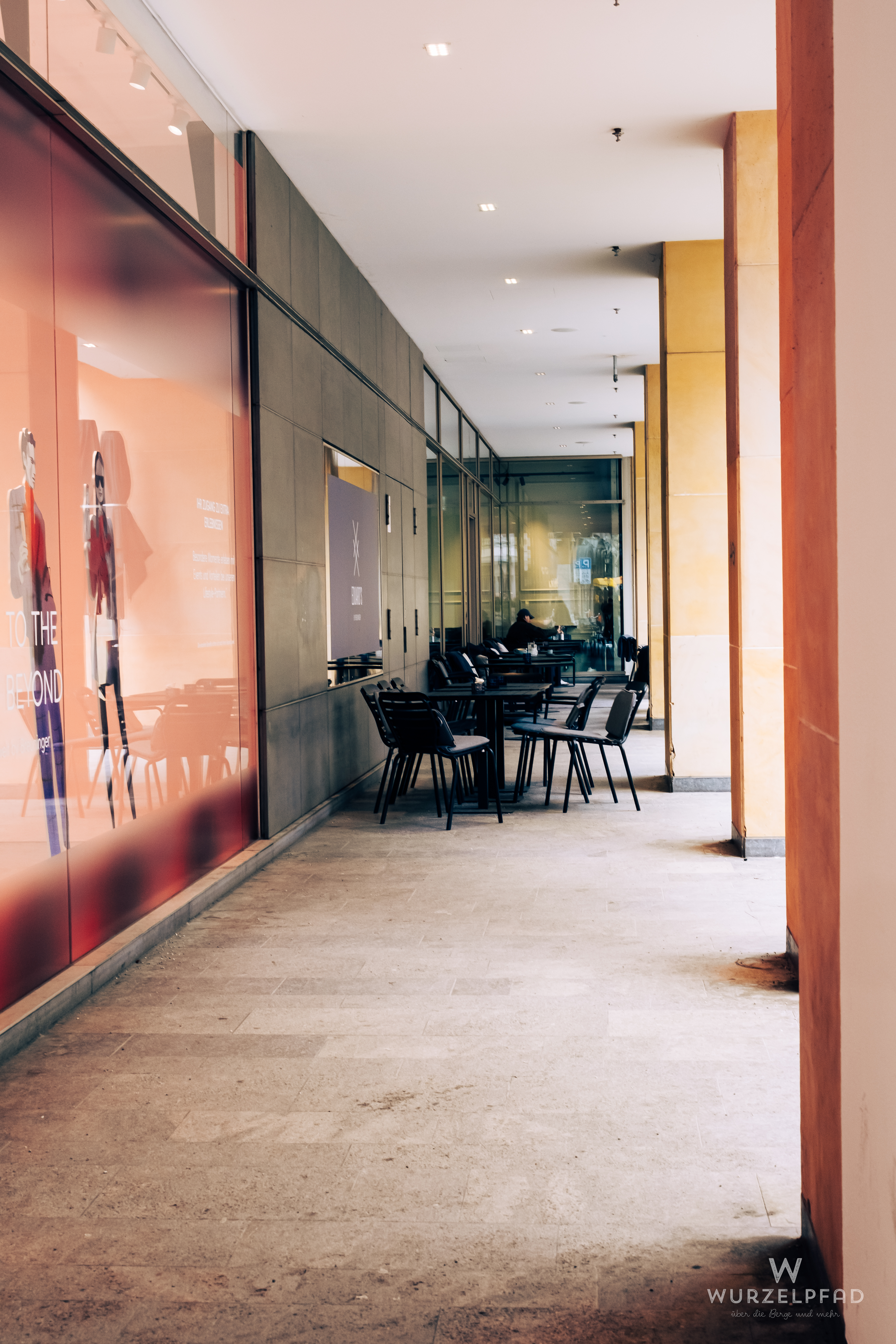 Kaffeetische in der Sendlinger Straße